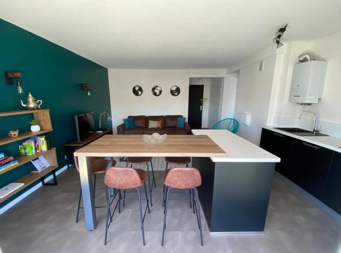 Ferienwohnung Vue Sur Les Toits De Tours Exterior foto